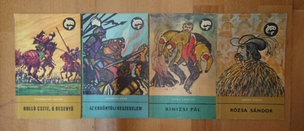 Szombathy Viktor, Hegedűs Géza, Tatay Sándor, Krúdy Gyula: 4 klasszikus magyyar ifjúsági regény a Delfin sorozatból: Holló Csete, a besenyő, Az erdőntúli veszedelem, Kinizsi Pál, Rózsa Sándor antikvár