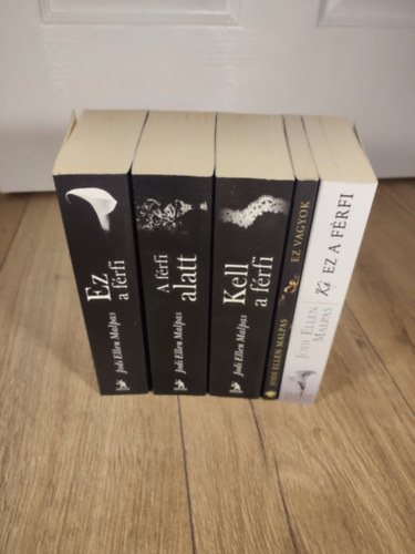 Jodi Ellen Malpas: Ez a férfi teljes sorozat (5 darab könyv) / Ez a férfi, A férfi alatt, Kell a férfi, Ez vagyok, Ki ez a férfi antikvár
