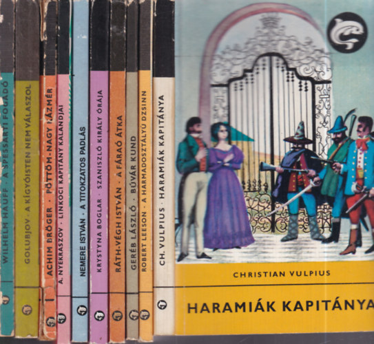 10 db. Delfin könyvek (Haramiák kapitánya + A harmadosztályú dzsinn + Búvár Kund + A fáraó átka + Szaniszló király órája + A titokzatos padlás + Linkóci kapitány kalandjai + Pöttöm-Nagy Kázmér + A kígyóisten nem válaszol + A spessarti fogadó) antikvár