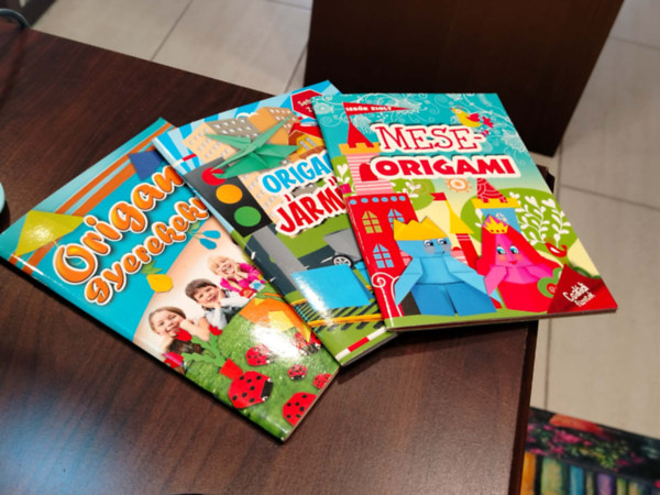 Sebők Zsolt: 3 db origami könyv. Meseorigami, Origami járművek, Origami gyerekeknek antikvár