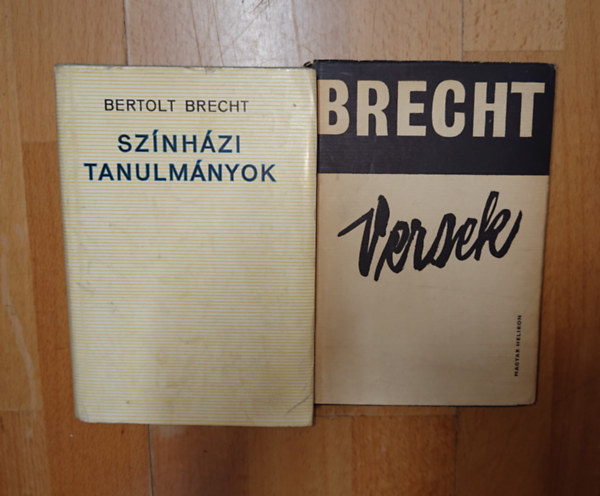 Bertold Brecht: 2 kötet Bertold Brechttól: Színházi tanulmányok, Versek antikvár