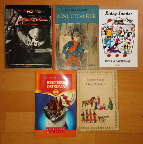 Jules Verne, Molnár Ferenc, Rideg Sándor, Mikszáth Kálmán: 5 kiváló ifjúsági regény: Az acélváros titka, A Pál utcai fiúk, Indul a bakterház, Beszterce ostroma, A beszélő köntös antikvár