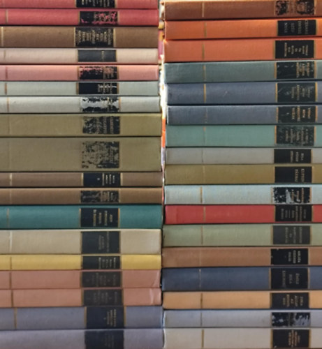 Sienkiewicz Henryk, Franz Werfel, Francois Mauriac, Dosztojevszkij, John Steinbeck, Matteo Bandello, Alekszej Tolsztoj, Jaroslaw Iwaszkiewicz, Fontane Jenny Treibel, Jorge Amado, H. de Balzac, Suskin, Vaszilij, Luigi Pirandello, Swift Jonathan, Émile Zola, Konsztantyin Szimonov, Guy De Maupassant, Alexandre Dumas, Kuprin, H. G. Wells, Mihail Bulgakov, Thomas Mann, Cesare Pavese, Gaius Suetonius Tranquillus, Sinclair Lewis, William Makepeace Thackeray, Alberto Moravia, Thomas Hardy, Robert Merle, Gustave Flaubert, Howard Fast, Stefan Zweig: Világirodalom Remekei könyvcsomag (89 mű) könyv