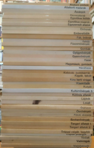 38 db Búvár vagy kolibri könyv (Címek a terméklapon!) antikvár