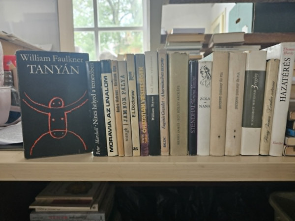 William Faulkner, Peter Marshall, Alberto Moravia, Evelyn Waugh, André Malraux, E. L. Doctorow, Irwin Shaw, Honoré de Balzac, Henry James, Stendhal, Emil Zola, Charles Dickens, William Somerset Maugham, Thomas Hardy: 16db világirodalom, KÖNYVMENTŐ AJÁNLAT: Tanyán+ Nincs helyed a temetőben+ Az unalom+ Királyok útja+ Jámbor pálya+ Ragtime+ Óhatatlan veszteségek+ Nat Turner vallomásai+ Eugénie Grandet- A harmincéves asszony+ Egy hölgy arcképe+ Vanina Vanini+ Nana+ antikvár