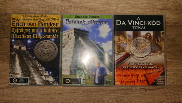 Erich von Däniken: 3 DVD azoknak, akik szeretik a történelem nagy talányait: Rejtélyes maja kultúra - Misztikus maja naptár, Istenek alkonya, A Da Vinci-kód titkai antikvár