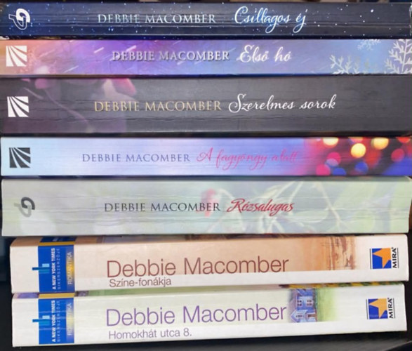 Debbie Macomber: 7 db Debbie Macomber könyv: Csillagos éj + Első hó+ Szerelmes sorok+ A fagyöngy alatt+ Rózsalugas+ Színe-fonákja+ Homokhát utca 8. könyv