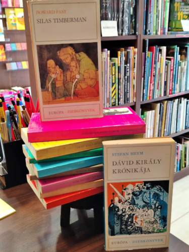 Fast Howard, Stefan Heym, Malamud Bernard, Erich Maria Remarque, Bohumil Hrabal, Dürrenmatt, Carson McCullers, Elsa Triolet, John Updike, Aragon Louis: KÖNYVMENTŐ AJÁNLAT, 10 db. "Európa Zsebkönyvek" Silas Timberman, Dávid király krónikája, A lakók-Isteni kegyelem, Szerelem és halál órája, Táncórák idősebbeknek és haladóknak, Az ígéret, Egy aranyszem tükrében, Az avignoni szerelmesek-Sohanapján, antikvár