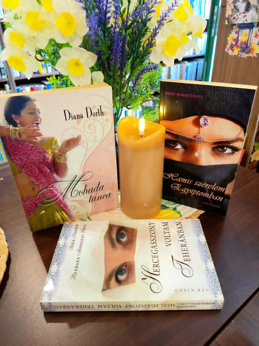 Harris Sarah Bell Barbaramosallai, Diana Dorth, Emily Marsh Scott: Romantikus könyvcsomag 3 darabos: Hercegasszony voltam Teheránban, Hamis szerelem Egyiptomban, Mohada tánca antikvár